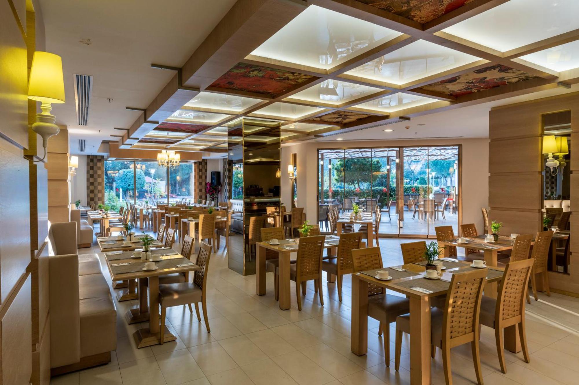 Kaya Izmir Thermal & Convention Extérieur photo